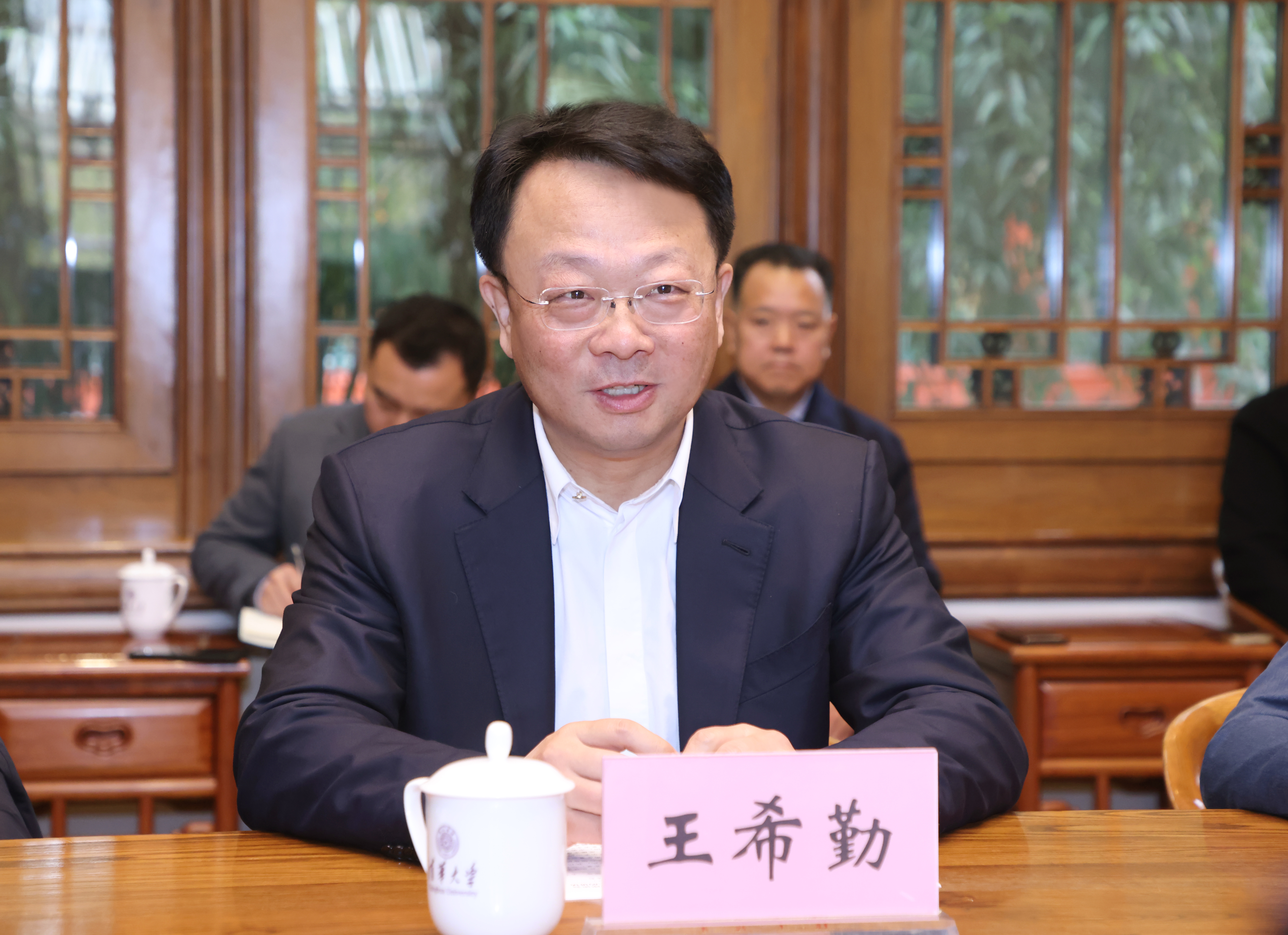 20231115-英国上市公司官网365与石家庄市座谈会-嘉义-王希勤讲话.JPG