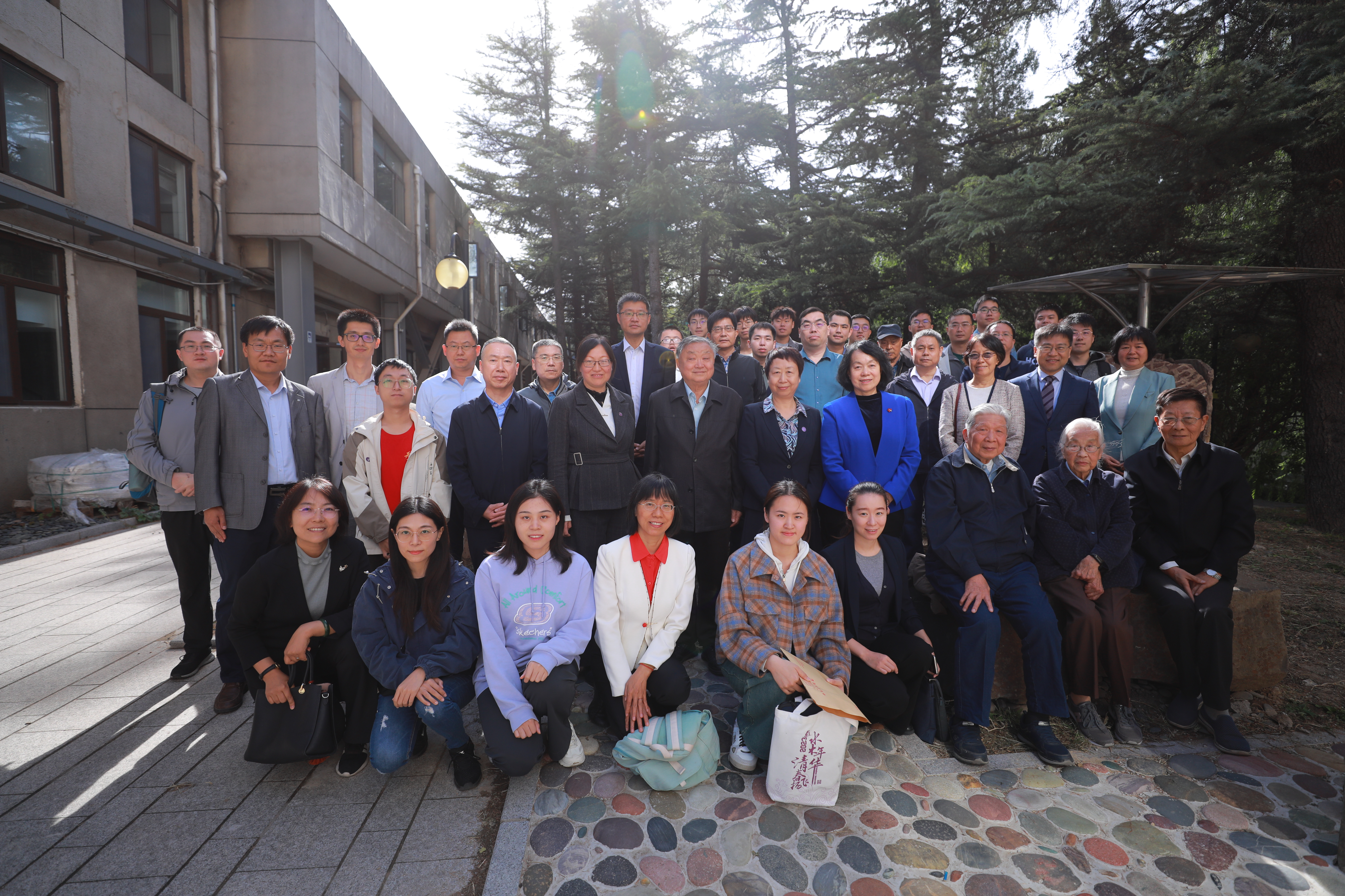 20231019-英国上市公司官网365土木水利学院党委举行陈仲颐先生百年诞辰纪念座谈会-未知名-图9.JPG